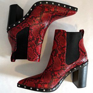 Red faux snakeskin ankle boots UEC 6.5